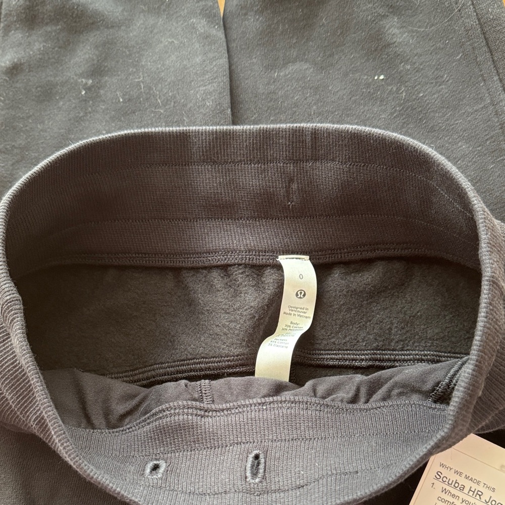 Lululemon Athletica Black Jogger Pants - Picture 3 of 5